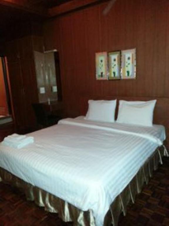 Eight Plus Hotel Bangkok Phòng bức ảnh