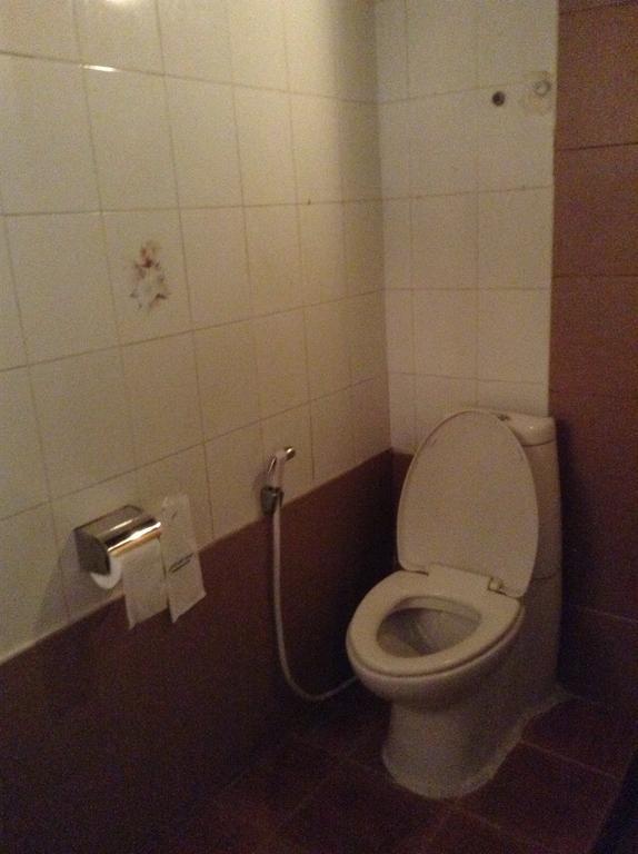 Eight Plus Hotel Bangkok Phòng bức ảnh